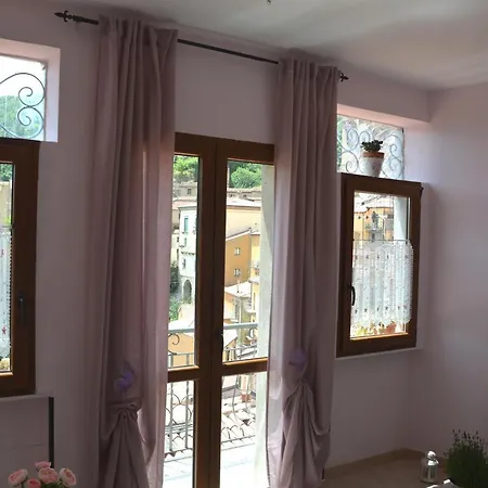 Nocleg ze śniadaniem Il Nido Dei Sogni Castelmezzano